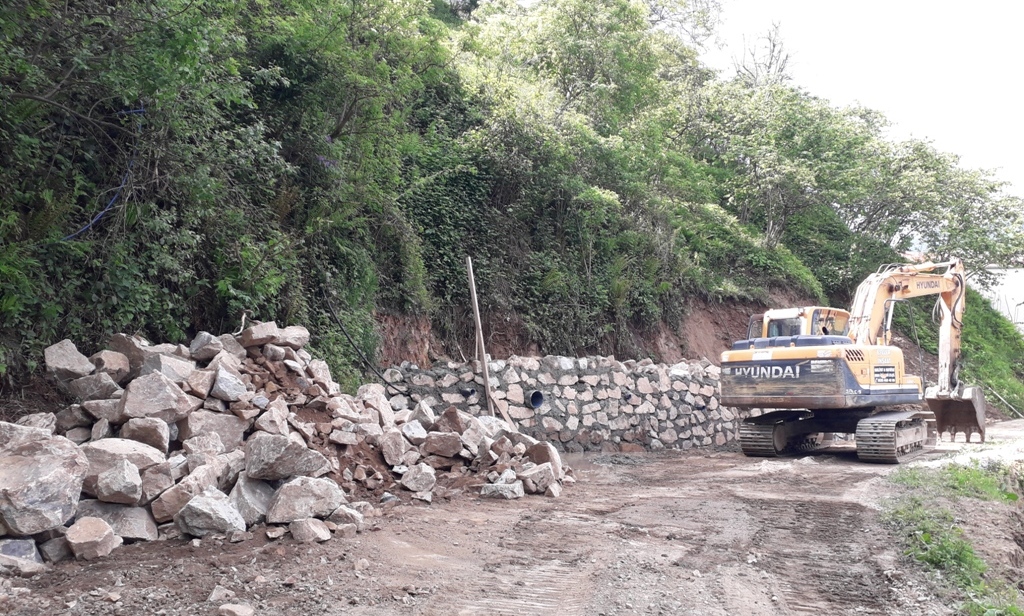 Çatalağaç Köyü Camiyanı Mahallesinde Duvar İnşaatı